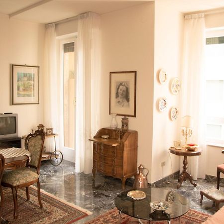 Casa Di Gina Apartment เวโรนา ภายนอก รูปภาพ