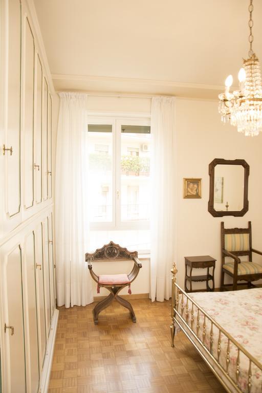 Casa Di Gina Apartment เวโรนา ภายนอก รูปภาพ
