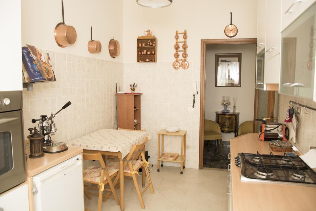 Casa Di Gina Apartment เวโรนา ภายนอก รูปภาพ